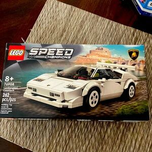 Lego #76908 Lamborghini Countach